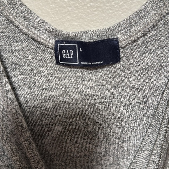 GAP Gray Sleeveless Tie Front tank romper - Picture 3 of 4